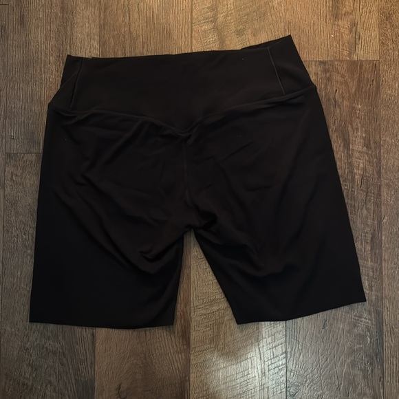 Nike Biker Short - Picture 4 of 5